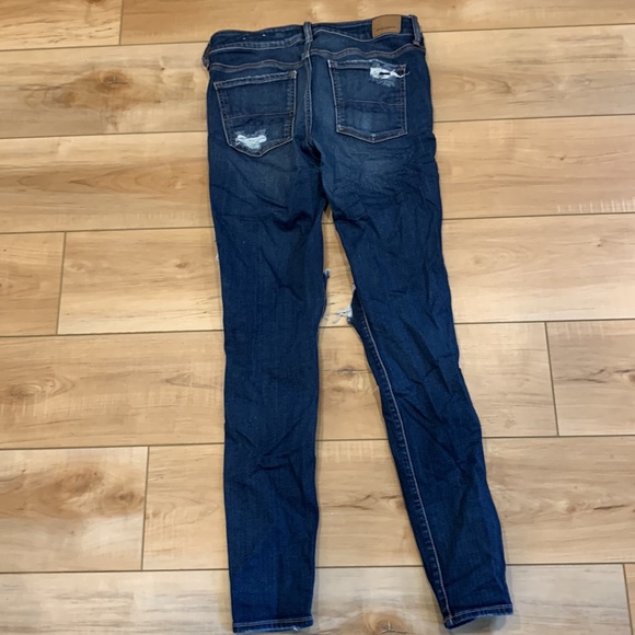 AE Distressed Jeans in Great Condition - Picture 4 of 4